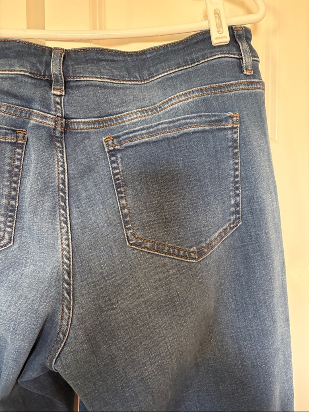 J. Jill Women's Boyfriend Jeans in Medium Blue Wash - Picture 11 of 13